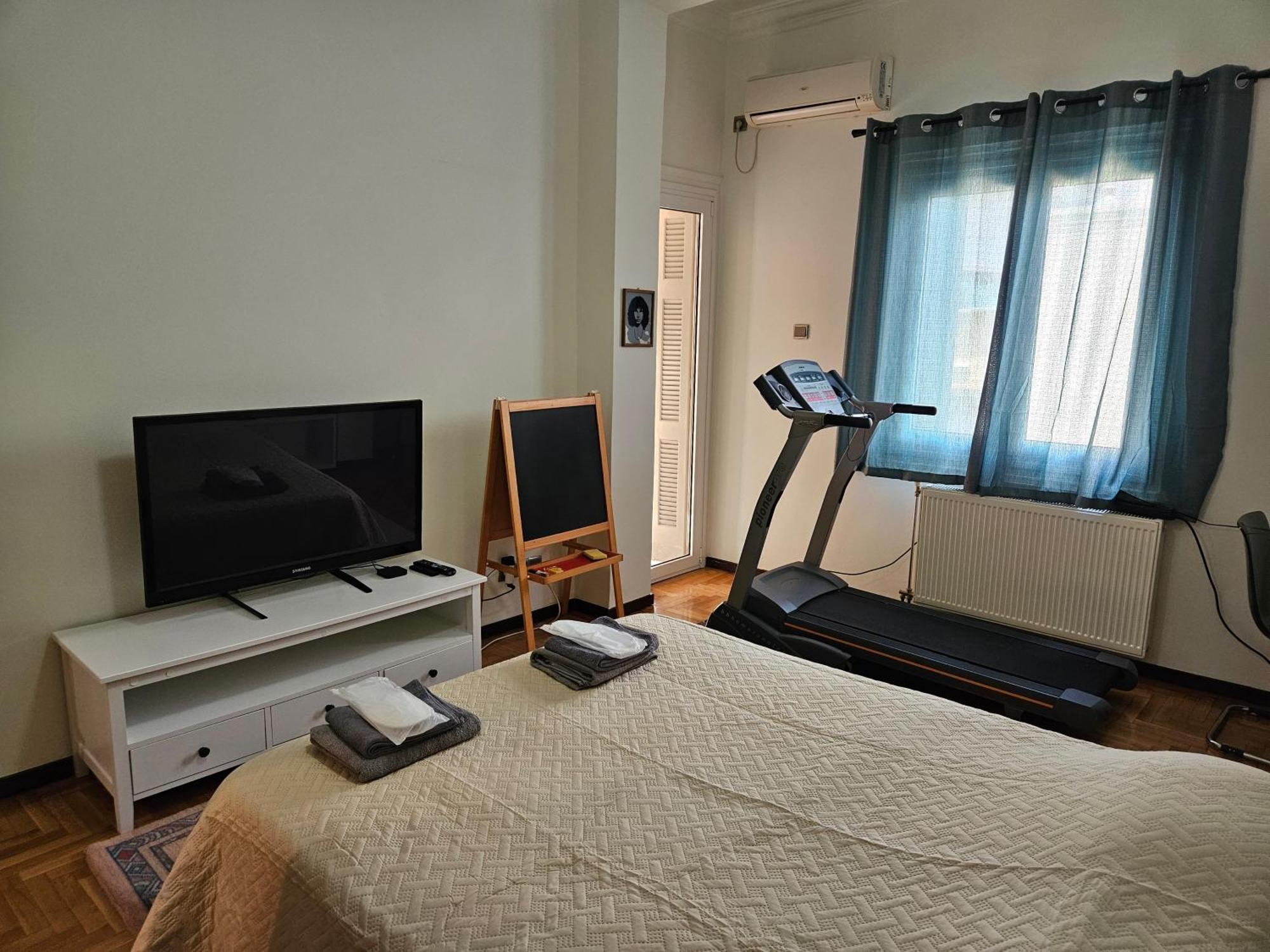 3 Bedder Condo In Ilisia, Megaro Mousikis Атина Екстериор снимка
