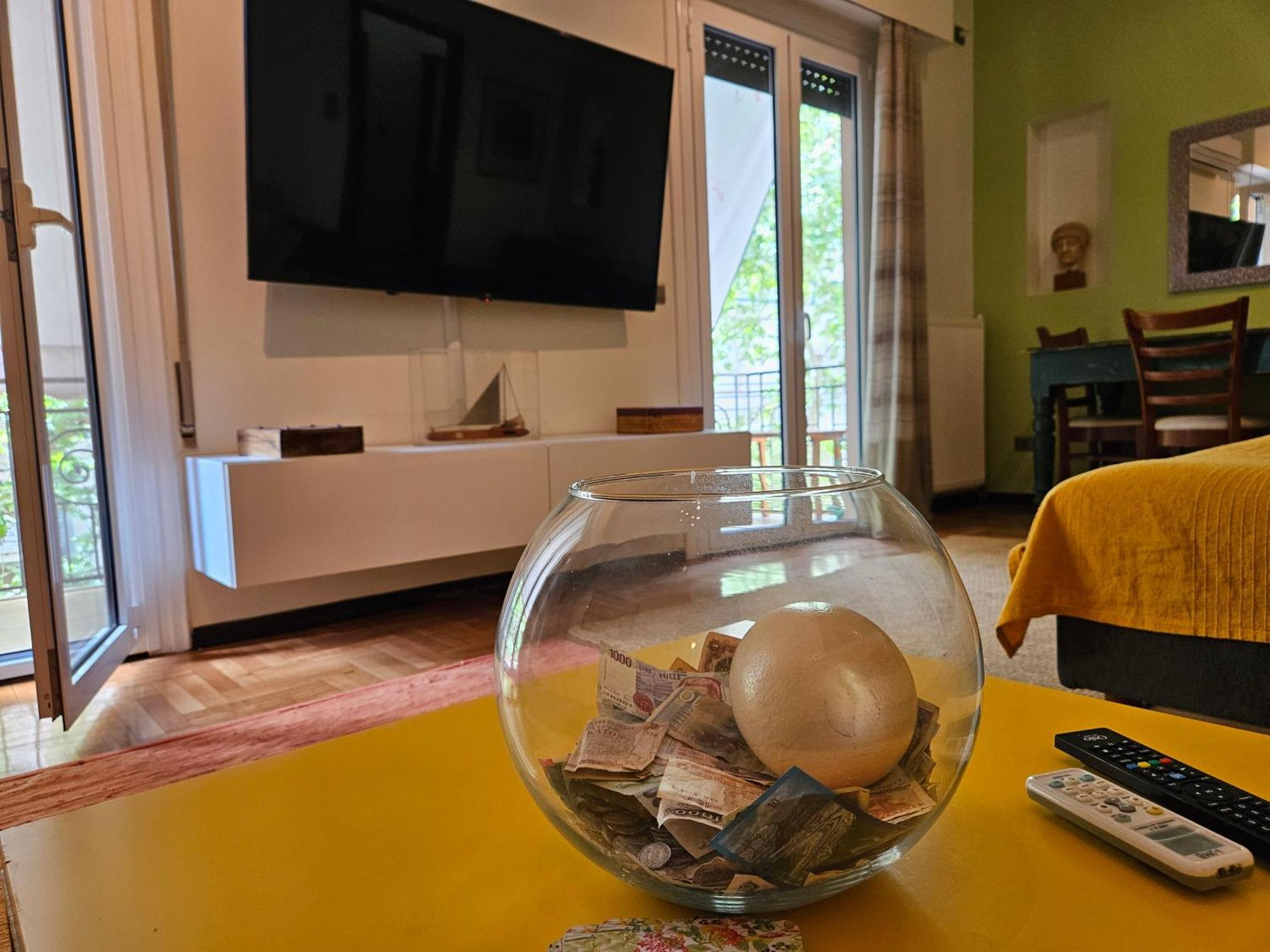 3 Bedder Condo In Ilisia, Megaro Mousikis Атина Екстериор снимка